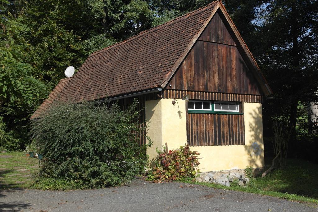 Villa Presshaus Alte Muehle à Stainz Extérieur photo